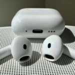 AirPods 4 Case and buds out side case
